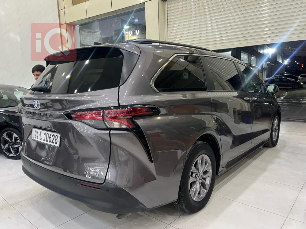 تويوتا سيينا